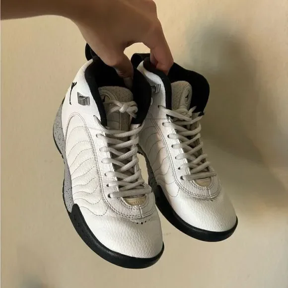 Nike Air Jordan Jumpman Pro Sneakers White Black Wolf Grey Size 5Y - Picture 2 of 9